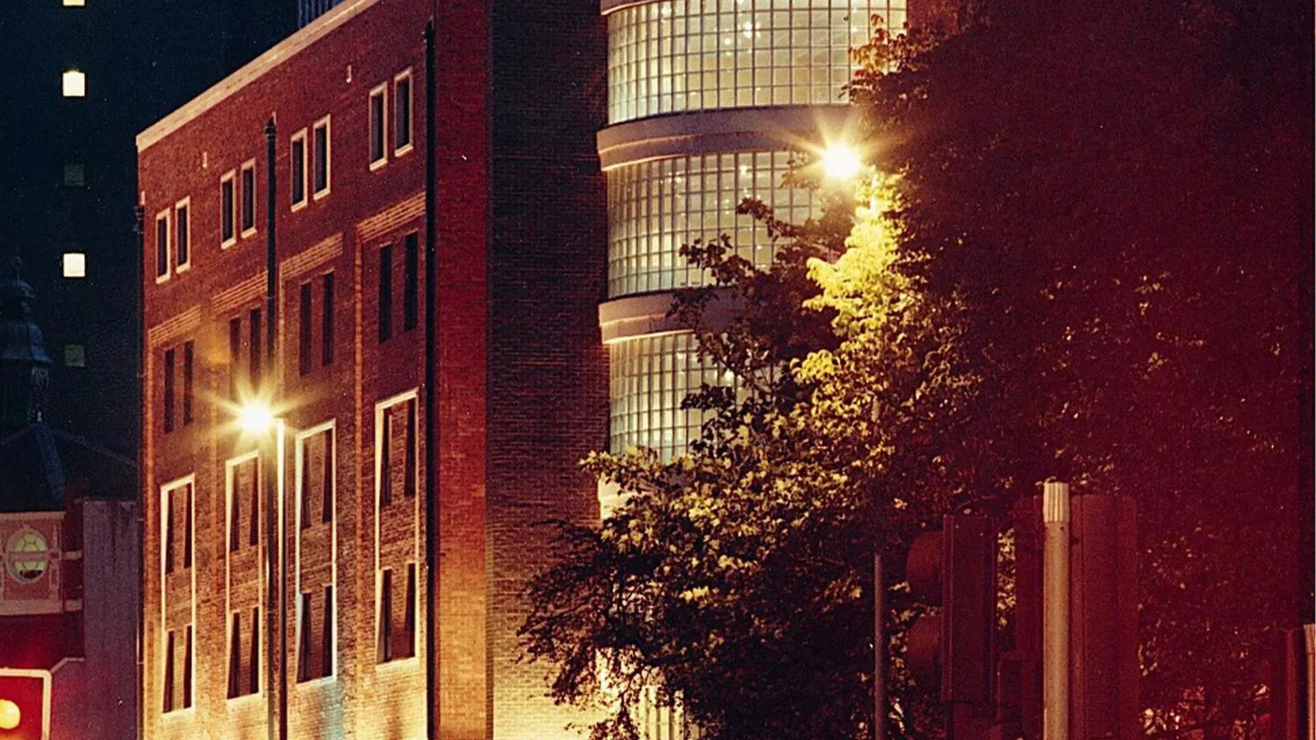 Leonardo Hotel Belfast contacts