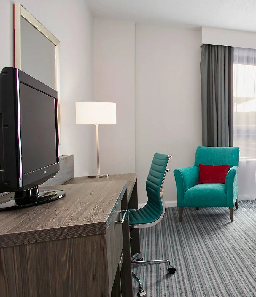 Leonardo Hotel Belfast 4*,